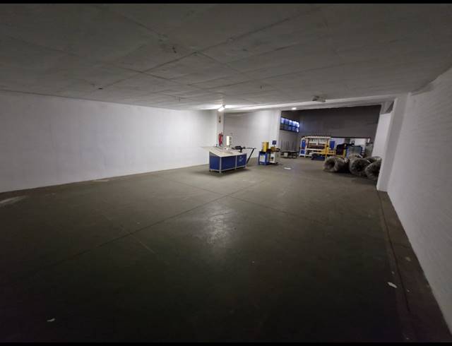 770M² WAREHOUSE TO LET IN WYNBERG